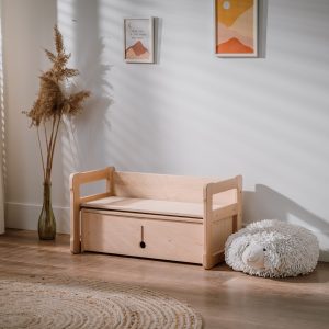 Small bench and double box set in natural, in a setting