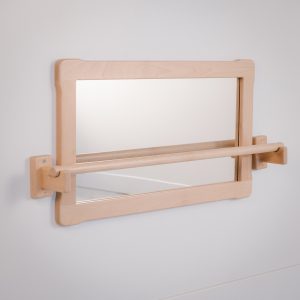 Big mirror with Long pull up bar front