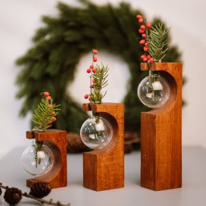 Test tube vase in Teak in a set